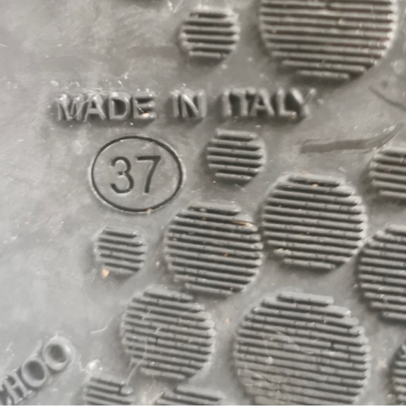 Gorgeous real fur Jimmy Choo boots NWOT - Picture 7 of 11